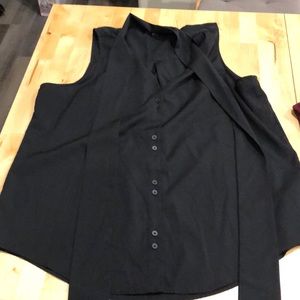 Black sleeveless blouse